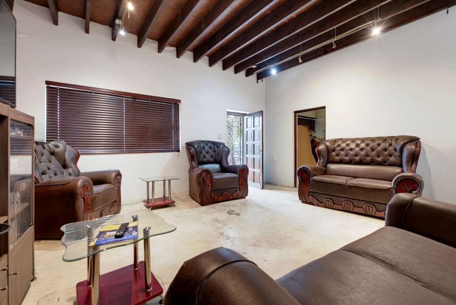 3 Bedroom Property for Sale in Zonnebloem Western Cape